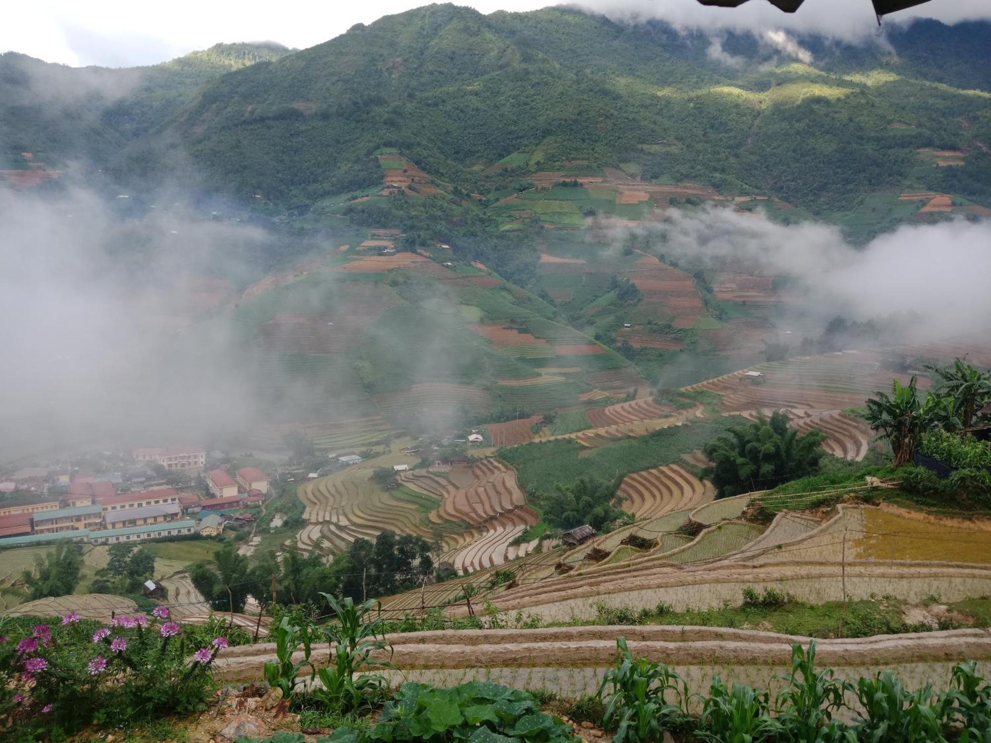 Mu Cang Chai Big View Homestay, Tour & Vegetarian מראה חיצוני תמונה