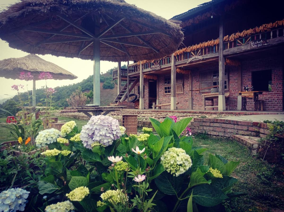 Mu Cang Chai Big View Homestay, Tour & Vegetarian מראה חיצוני תמונה