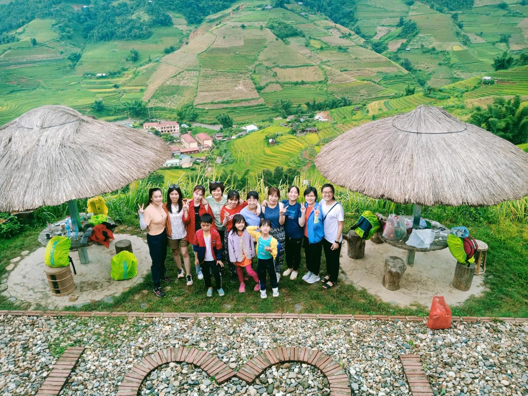 Mu Cang Chai Big View Homestay, Tour & Vegetarian מראה חיצוני תמונה